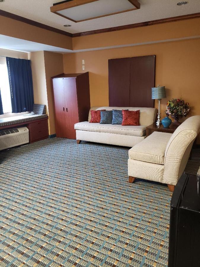 Microtel Inn & Suites By Wyndham Старквил Екстериор снимка